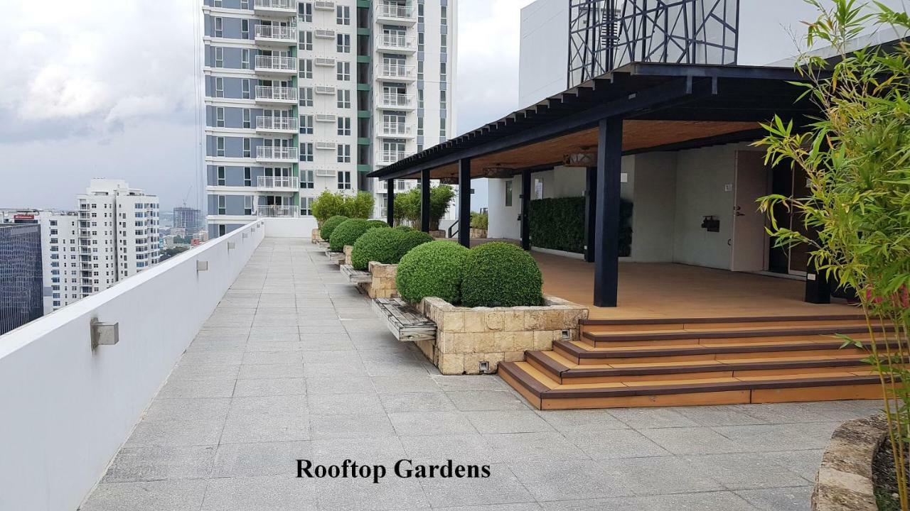 Avalon Condominium Cebu Exterior photo